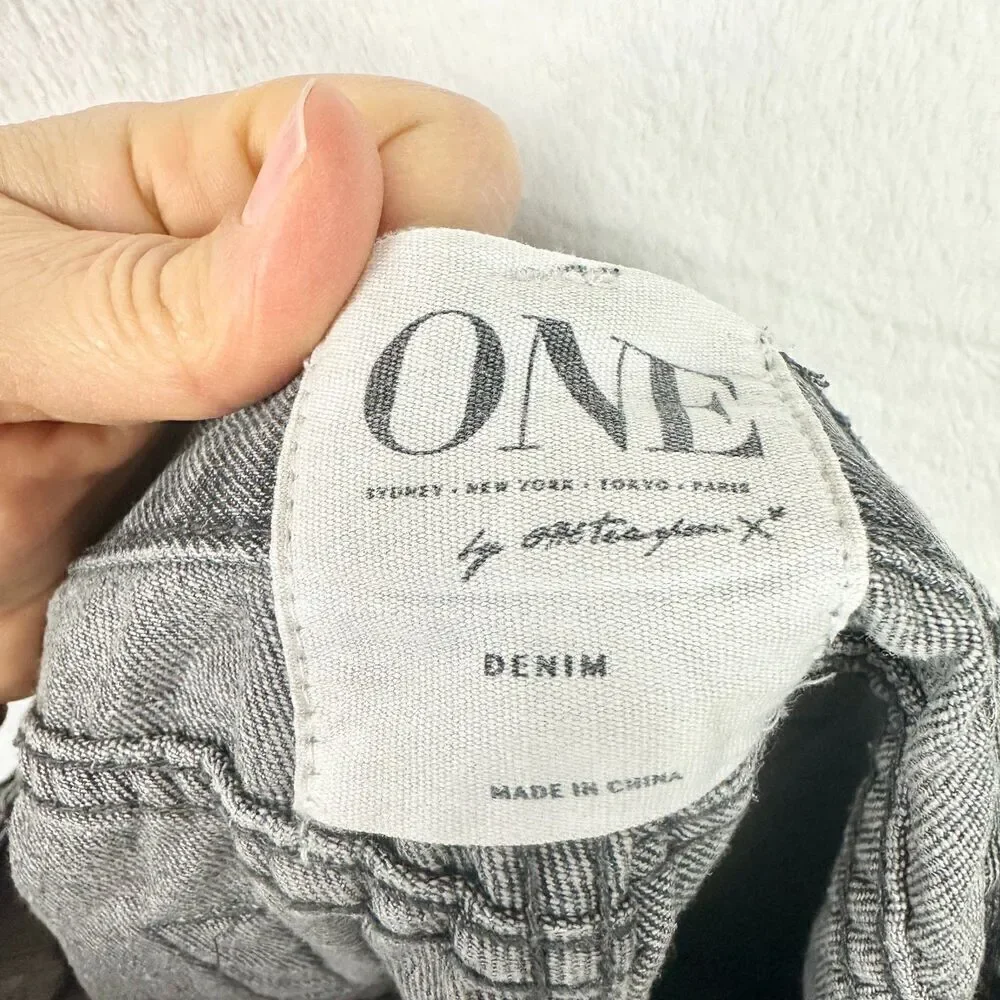 One Teaspoon Chargers Low Waist Denim Shorts Size 29 Gray Long Line Medium Rise